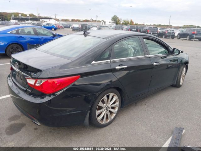 Photo 3 VIN: 5NPEC4AB2CH391440 - HYUNDAI SONATA 