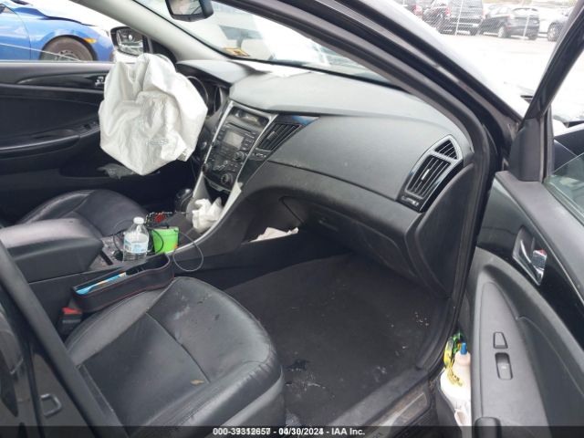 Photo 4 VIN: 5NPEC4AB2CH391440 - HYUNDAI SONATA 