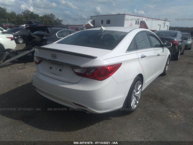 Photo 3 VIN: 5NPEC4AB2CH444217 - HYUNDAI SONATA 