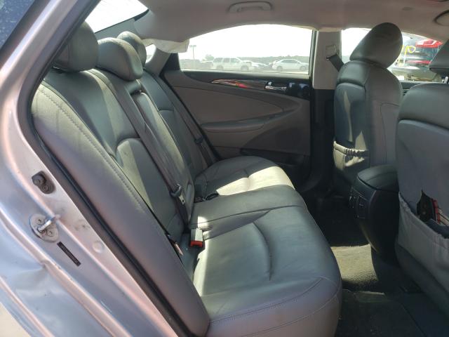 Photo 5 VIN: 5NPEC4AB2CH480036 - HYUNDAI SONATA SE 