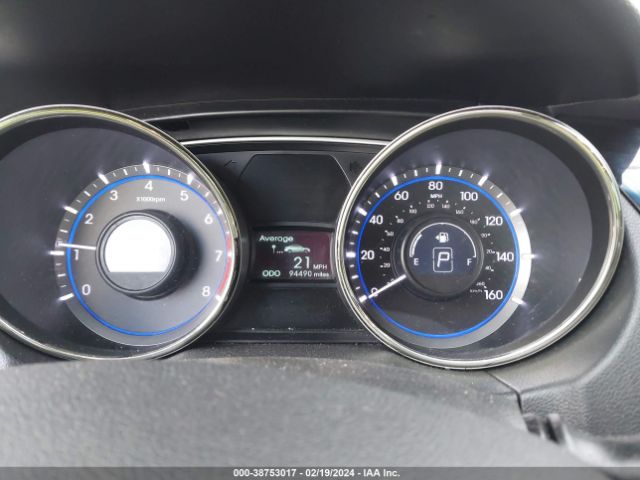 Photo 6 VIN: 5NPEC4AB2DH588173 - HYUNDAI SONATA 