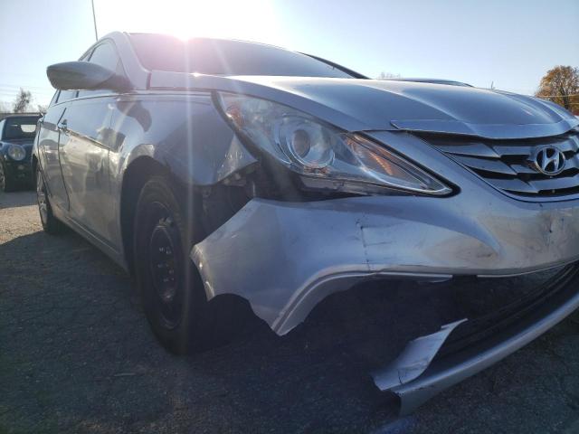 Photo 8 VIN: 5NPEC4AB2DH591834 - HYUNDAI SONATA SE 