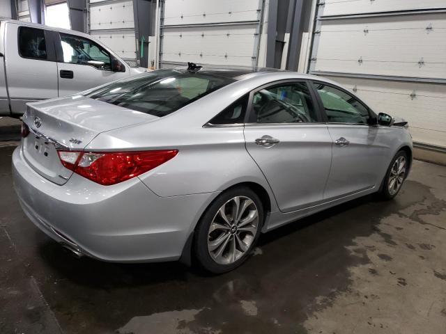 Photo 2 VIN: 5NPEC4AB2DH612441 - HYUNDAI SONATA SE 