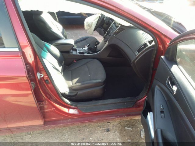 Photo 4 VIN: 5NPEC4AB2DH739657 - HYUNDAI SONATA 