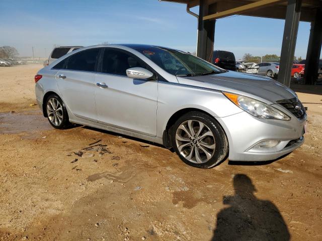 Photo 3 VIN: 5NPEC4AB2DH799096 - HYUNDAI SONATA SE 