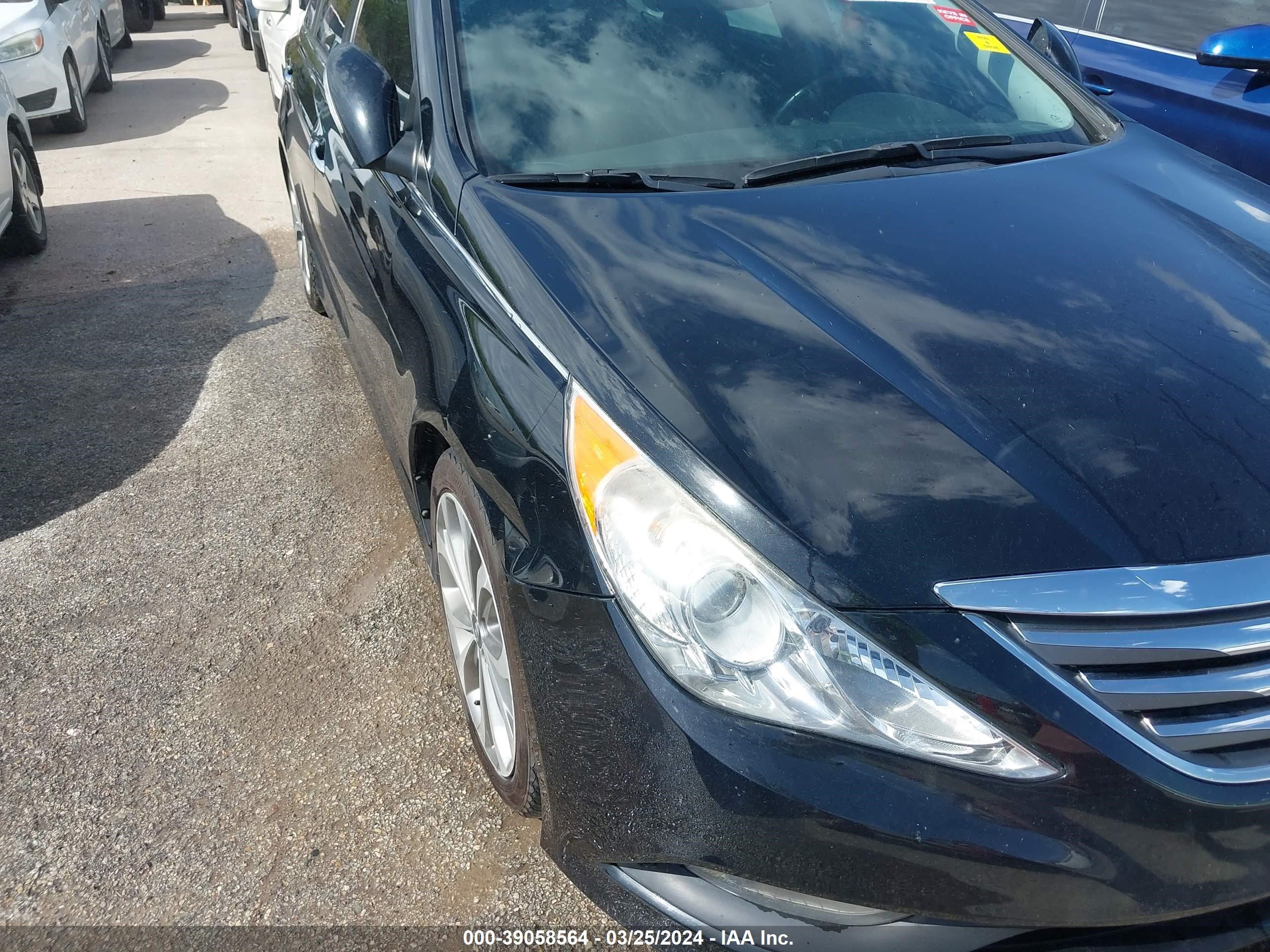 Photo 5 VIN: 5NPEC4AB2EH841350 - HYUNDAI SONATA 