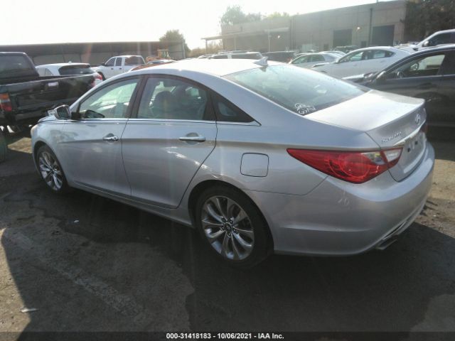 Photo 2 VIN: 5NPEC4AB3BH210988 - HYUNDAI SONATA 