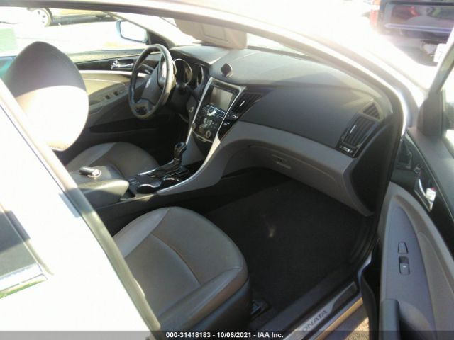 Photo 4 VIN: 5NPEC4AB3BH210988 - HYUNDAI SONATA 