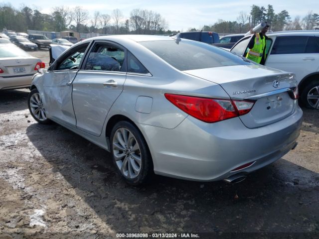 Photo 2 VIN: 5NPEC4AB3BH211042 - HYUNDAI SONATA 