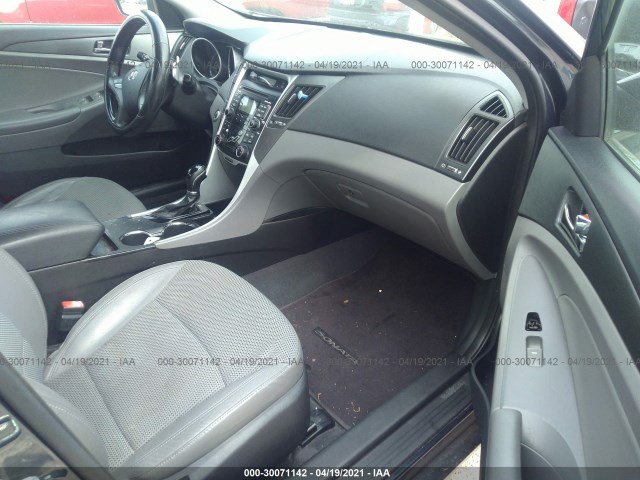 Photo 4 VIN: 5NPEC4AB3BH217438 - HYUNDAI SONATA 