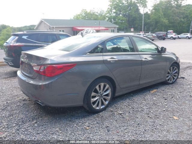 Photo 3 VIN: 5NPEC4AB3BH221330 - HYUNDAI SONATA 