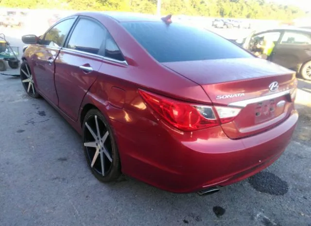 Photo 2 VIN: 5NPEC4AB3BH315935 - HYUNDAI SONATA 