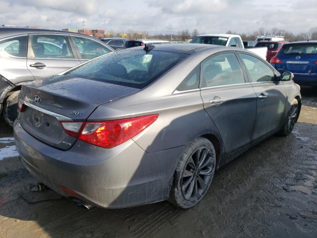 Photo 3 VIN: 5NPEC4AB3CH344188 - HYUNDAI SONATA SE 