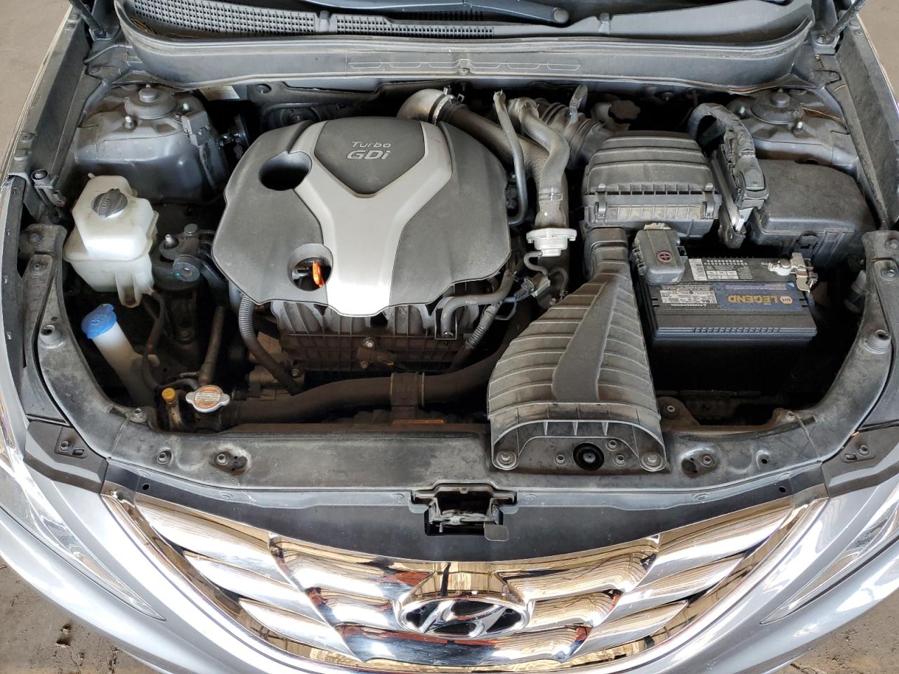 Photo 10 VIN: 5NPEC4AB3CH389941 - HYUNDAI SONATA 