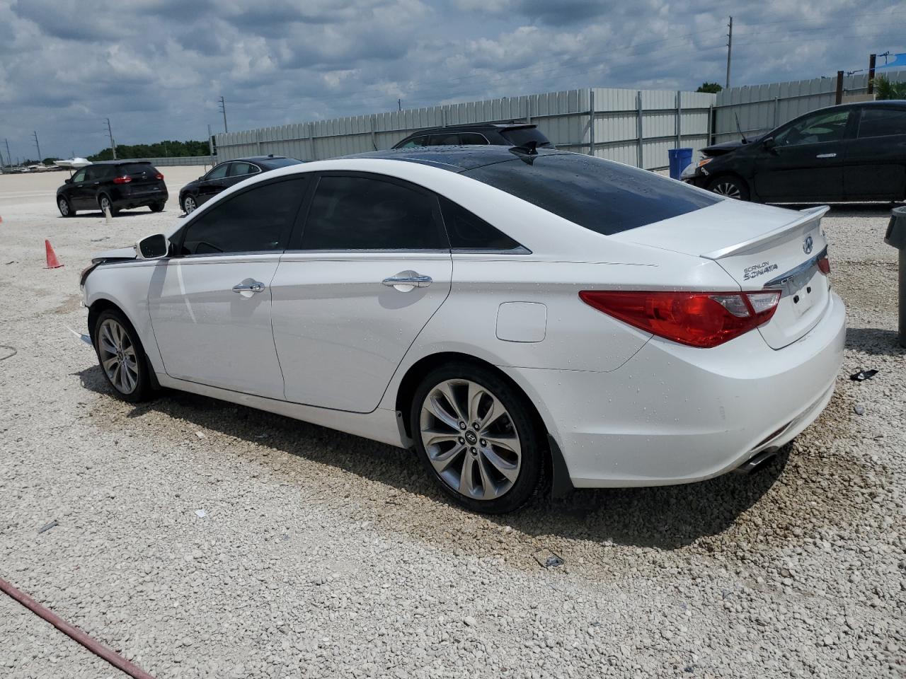 Photo 1 VIN: 5NPEC4AB3CH405667 - HYUNDAI SONATA 