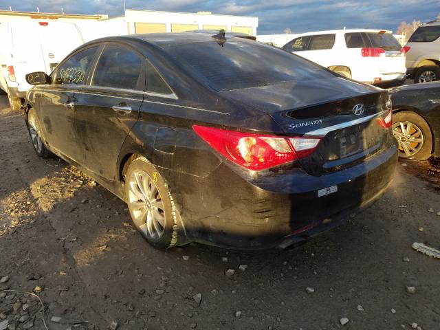 Photo 2 VIN: 5NPEC4AB3CH439673 - HYUNDAI SONATA SE 