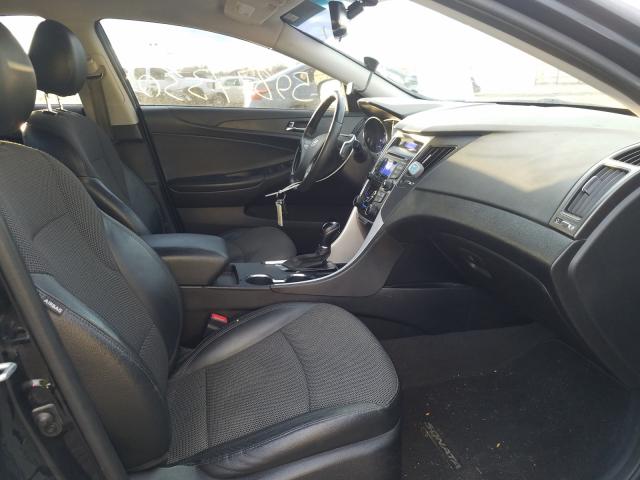 Photo 4 VIN: 5NPEC4AB3CH439673 - HYUNDAI SONATA SE 