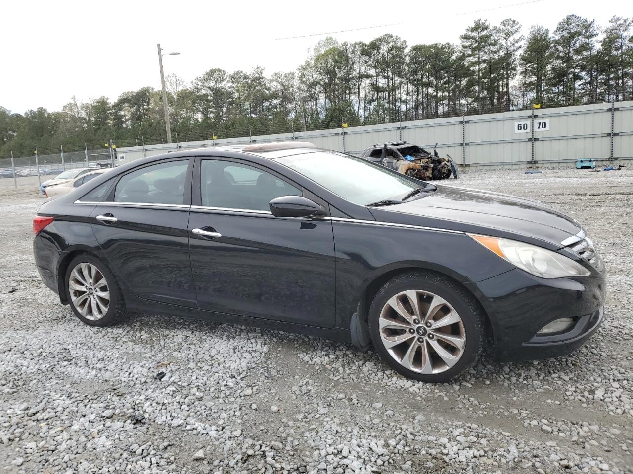 Photo 3 VIN: 5NPEC4AB3CH463407 - HYUNDAI SONATA 