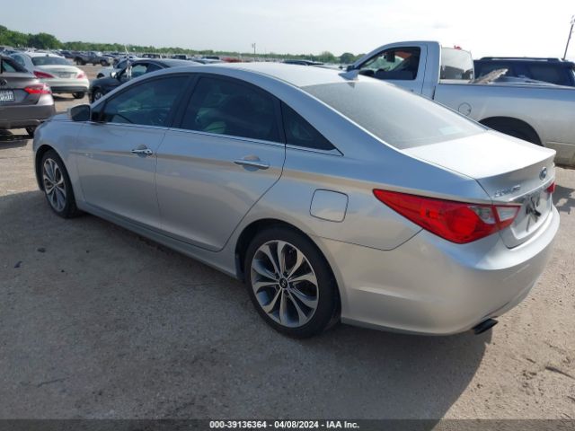 Photo 2 VIN: 5NPEC4AB3DH722009 - HYUNDAI SONATA 