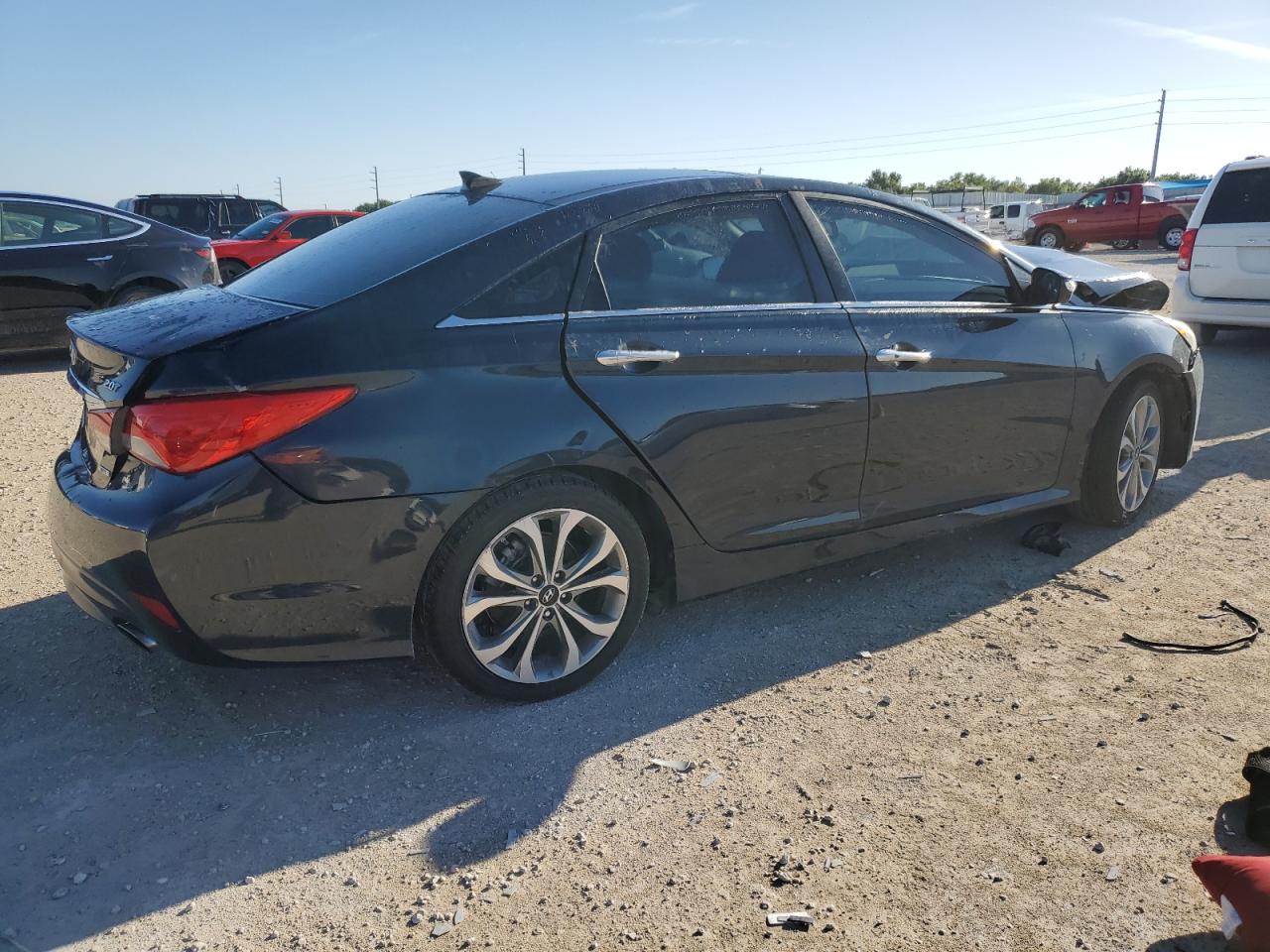 Photo 2 VIN: 5NPEC4AB3EH876687 - HYUNDAI SONATA 