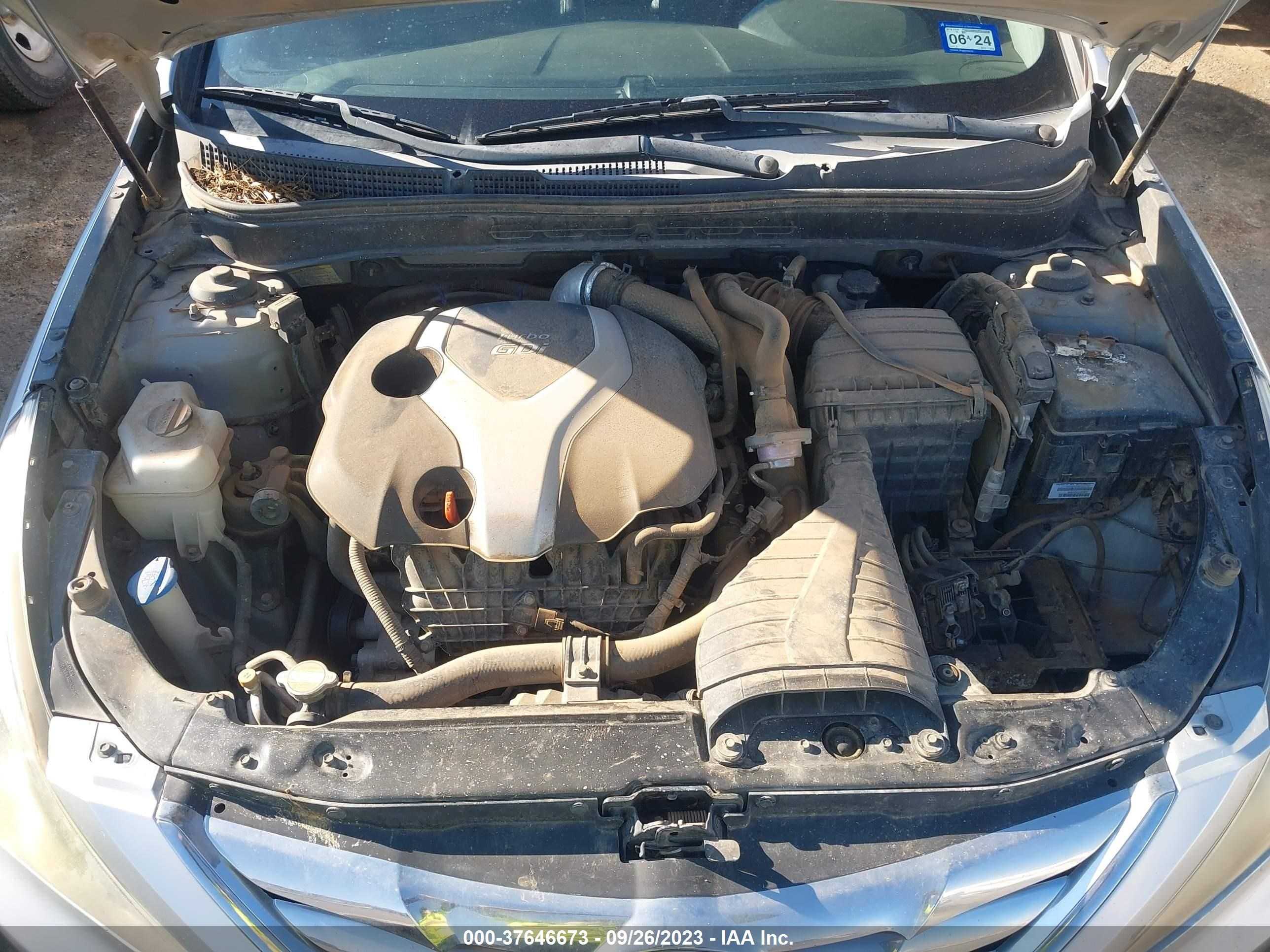 Photo 9 VIN: 5NPEC4AB4BH210269 - HYUNDAI SONATA 