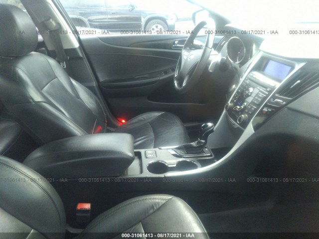 Photo 4 VIN: 5NPEC4AB4BH212622 - HYUNDAI SONATA 