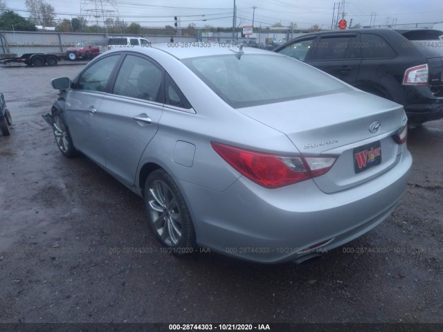 Photo 2 VIN: 5NPEC4AB4BH225502 - HYUNDAI SONATA 