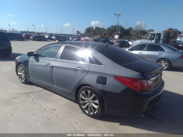 Photo 2 VIN: 5NPEC4AB4CH337427 - HYUNDAI SONATA 