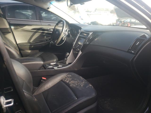 Photo 4 VIN: 5NPEC4AB4CH410702 - HYUNDAI SONATA 