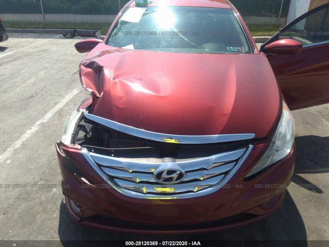 Photo 9 VIN: 5NPEC4AB4CH413471 - HYUNDAI SONATA 