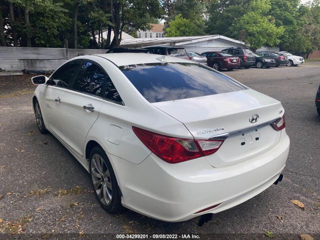 Photo 2 VIN: 5NPEC4AB4CH434353 - HYUNDAI SONATA 