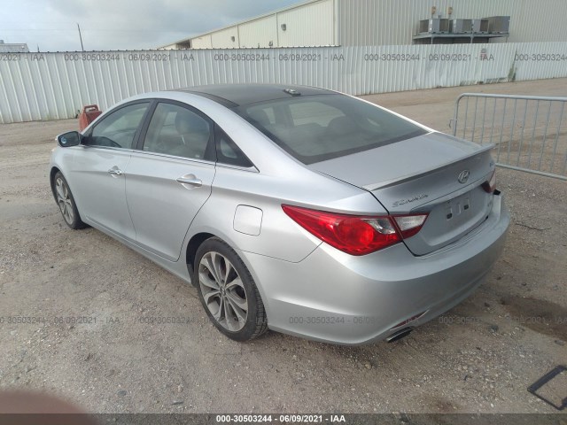 Photo 2 VIN: 5NPEC4AB4DH590331 - HYUNDAI SONATA 