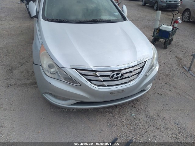 Photo 5 VIN: 5NPEC4AB4DH590331 - HYUNDAI SONATA 