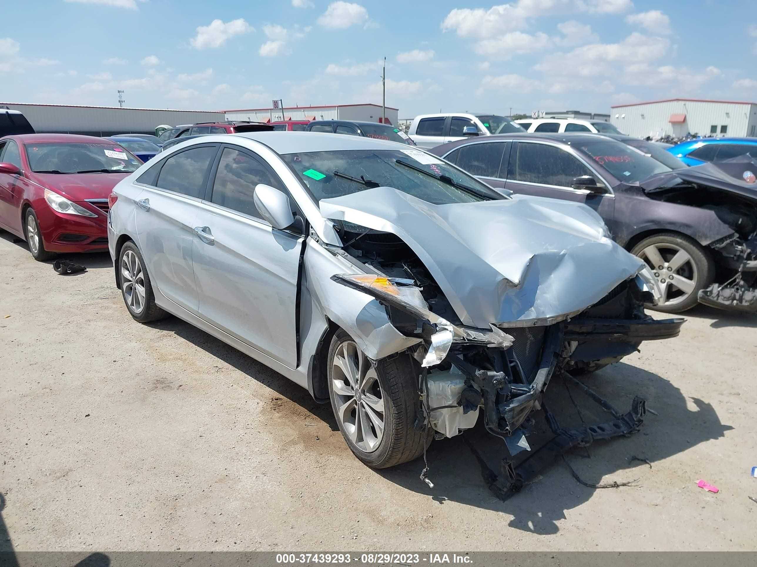 Photo 0 VIN: 5NPEC4AB4DH608827 - HYUNDAI SONATA 