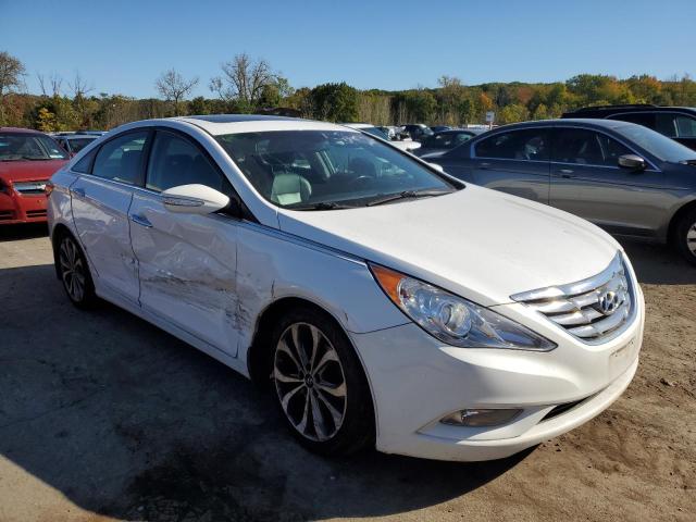 Photo 3 VIN: 5NPEC4AB4DH650849 - HYUNDAI SONATA SE 