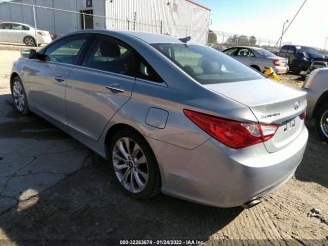 Photo 2 VIN: 5NPEC4AB5BH226142 - HYUNDAI SONATA 