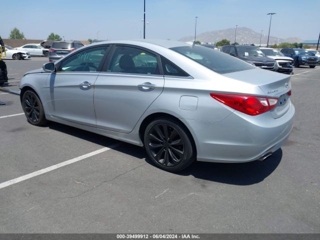 Photo 2 VIN: 5NPEC4AB5BH318223 - HYUNDAI SONATA 