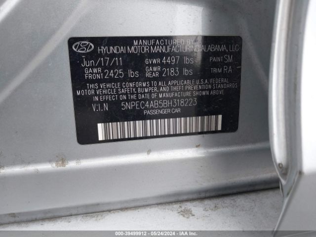 Photo 8 VIN: 5NPEC4AB5BH318223 - HYUNDAI SONATA 