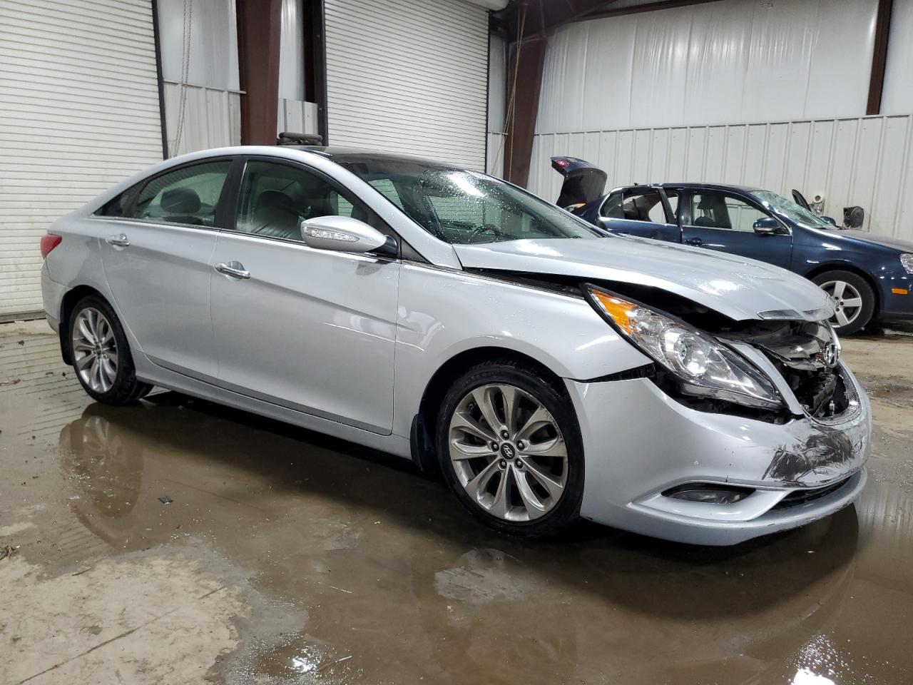 Photo 3 VIN: 5NPEC4AB5CH341180 - HYUNDAI SONATA 