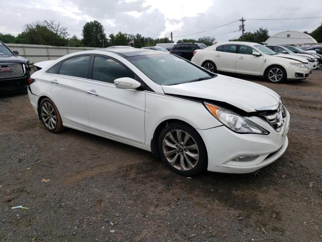 Photo 3 VIN: 5NPEC4AB5CH393232 - HYUNDAI SONATA SE 