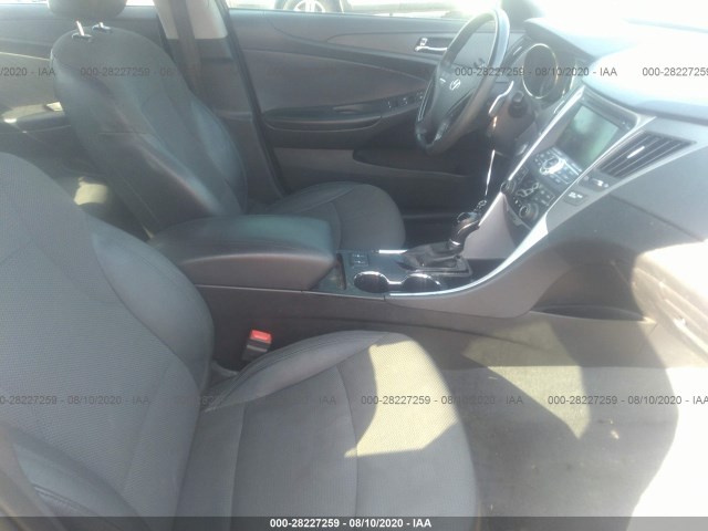 Photo 4 VIN: 5NPEC4AB5DH700612 - HYUNDAI SONATA 