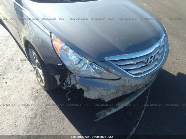 Photo 5 VIN: 5NPEC4AB5DH779196 - HYUNDAI SONATA 