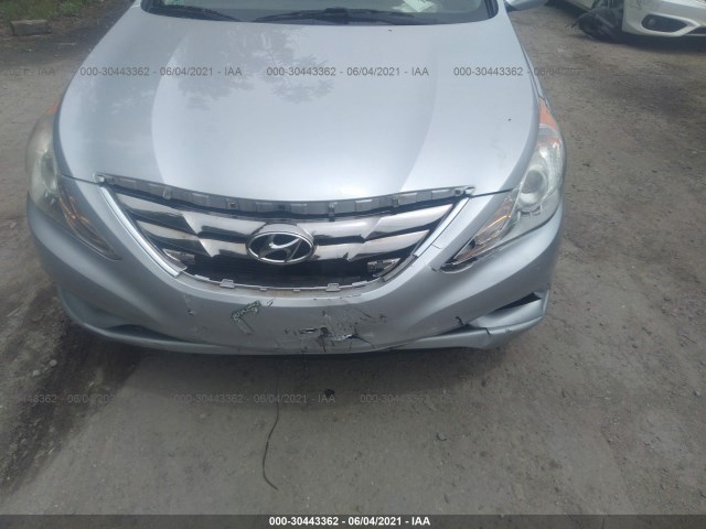 Photo 5 VIN: 5NPEC4AB6BH191515 - HYUNDAI SONATA 