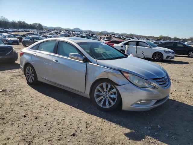 Photo 3 VIN: 5NPEC4AB6BH205526 - HYUNDAI SONATA SE 