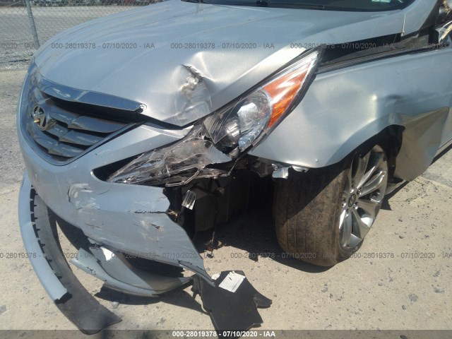 Photo 5 VIN: 5NPEC4AB6BH229616 - HYUNDAI SONATA 