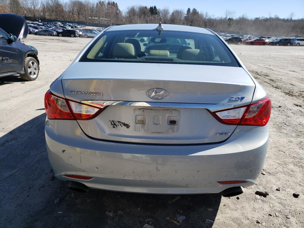 Photo 5 VIN: 5NPEC4AB6BH263989 - HYUNDAI SONATA 