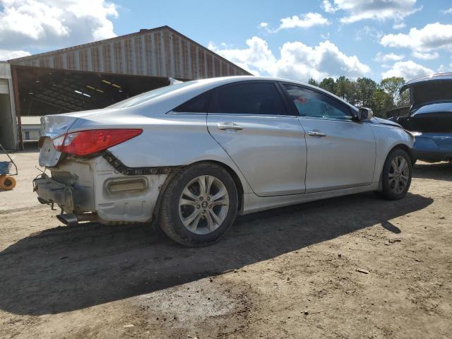 Photo 2 VIN: 5NPEC4AB6BH303570 - HYUNDAI SONATA SE 