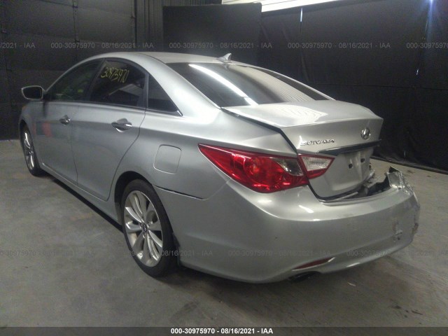 Photo 2 VIN: 5NPEC4AB6BH317324 - HYUNDAI SONATA 