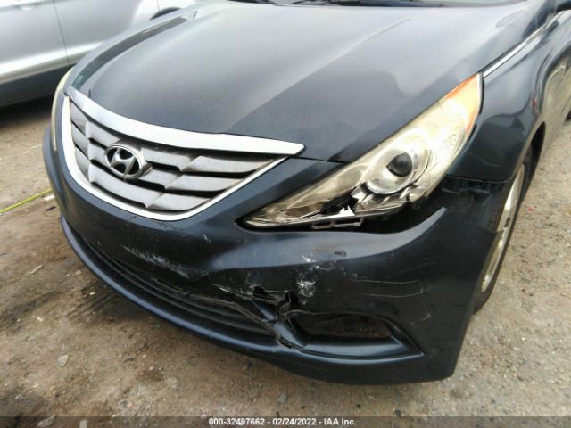 Photo 5 VIN: 5NPEC4AB6CH325358 - HYUNDAI SONATA 