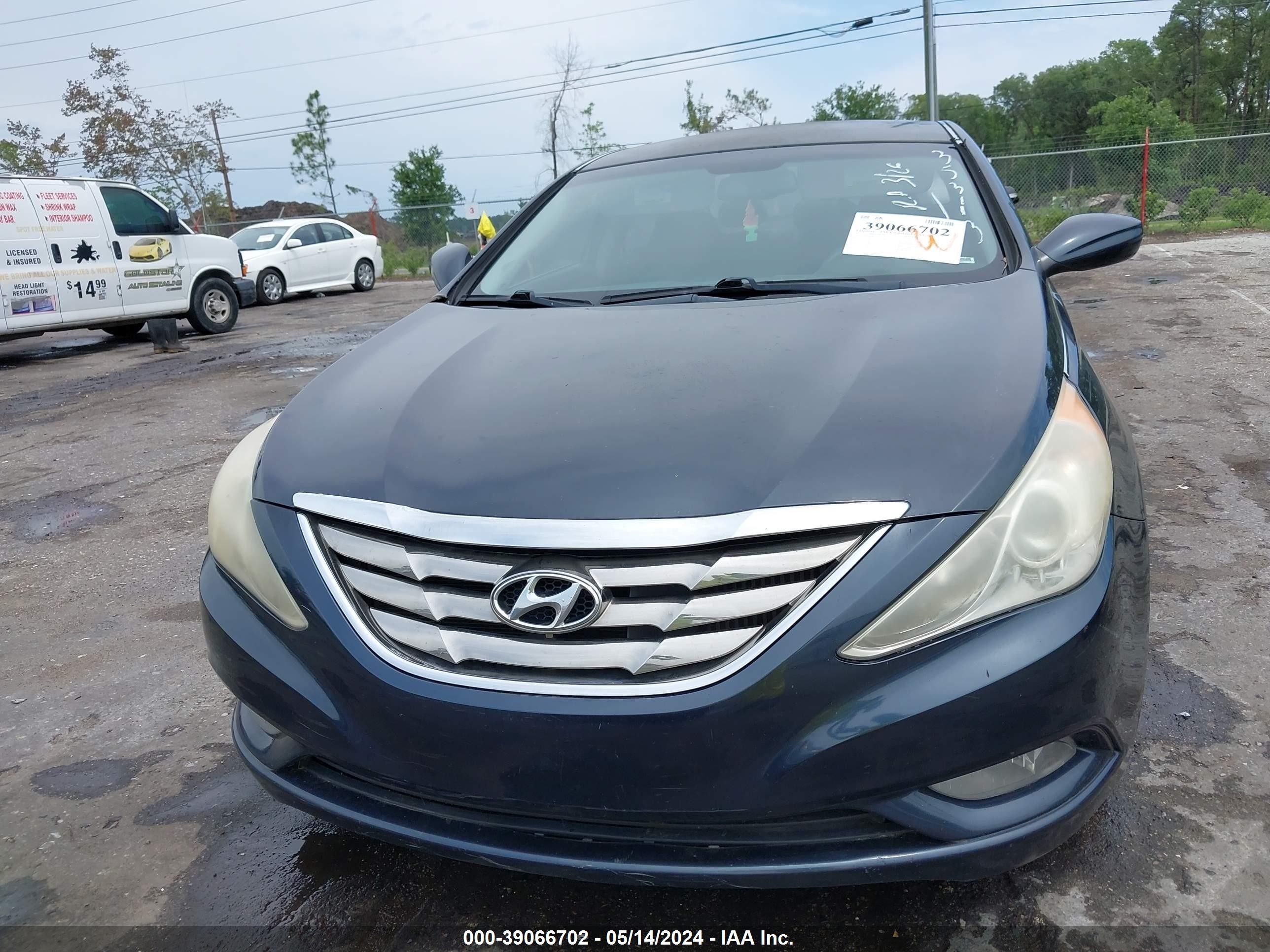 Photo 10 VIN: 5NPEC4AB6CH353113 - HYUNDAI SONATA 